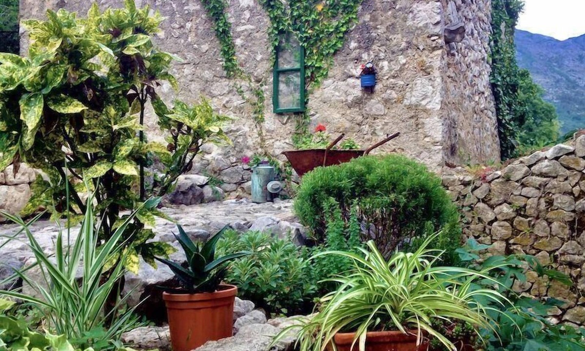 Zaostrog House | Villa Kapetan in Srida Sela with panoramic views
