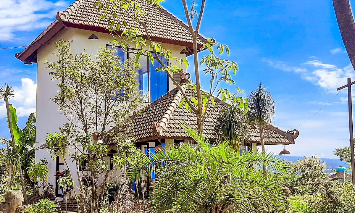 Dinoyo Villa | Villa Kebon Jeruk Syariah Malang by ecommerceloka