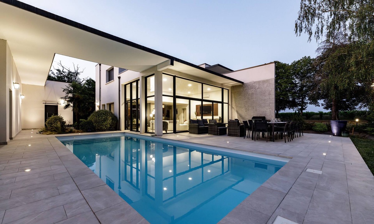 Bergerac Villa | Villa L'Ermitage de la Tilleraie: Luxury Retreat in the Heart of Pécharmant Vineyards