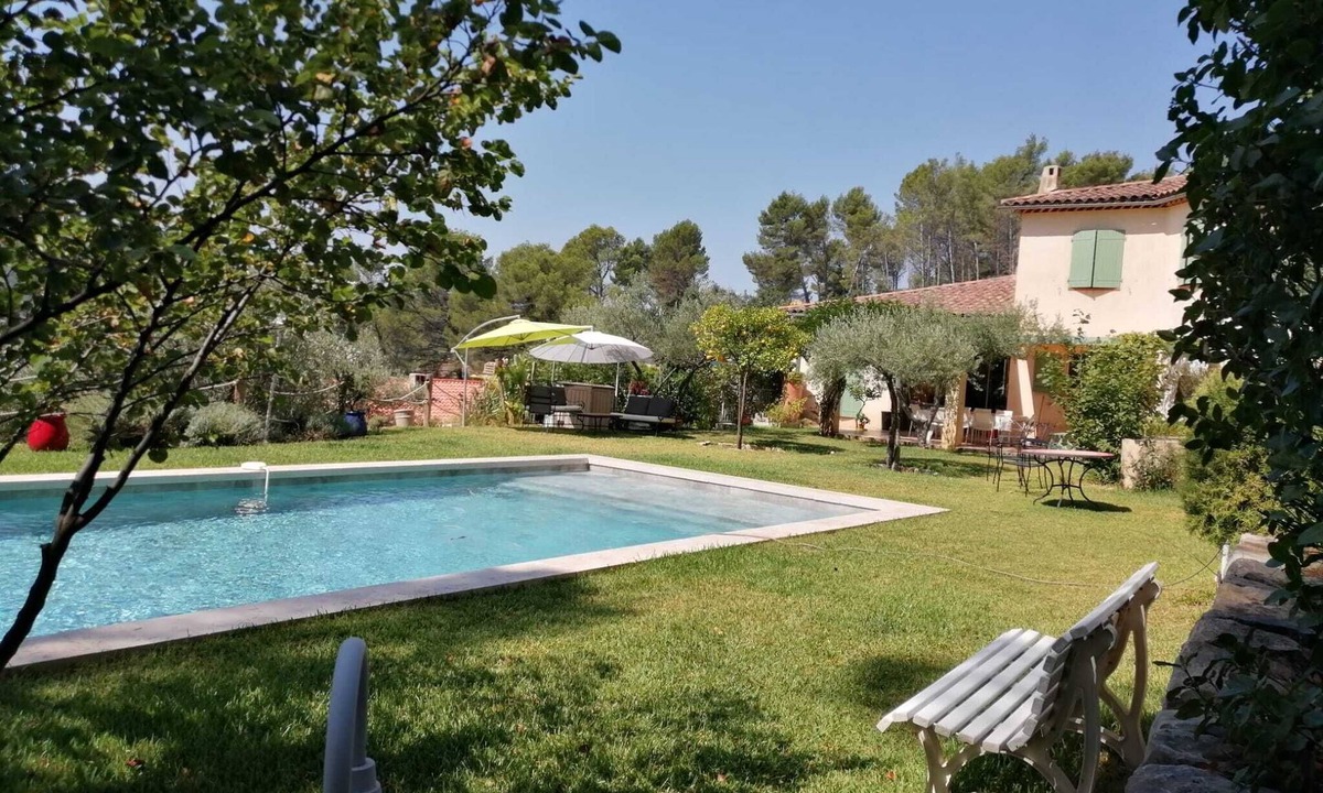 Cuers House | Villa l'Hacienda