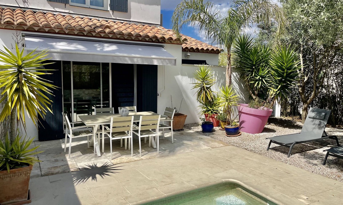 Perols House | VILLA L'OLIVIER NEAR THE BEACH