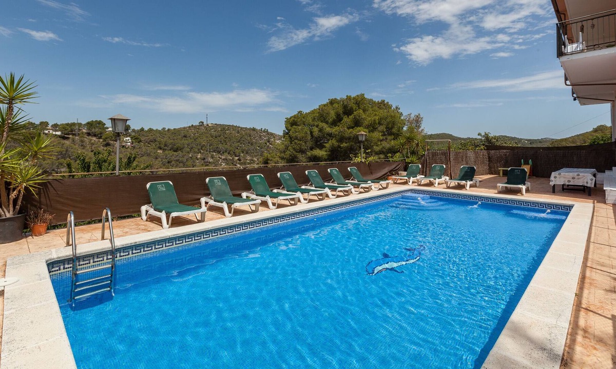 Vora-Sitges Villa | Villa 'La Bohemia' with Mountain View, Wi-Fi and Air Conditioning