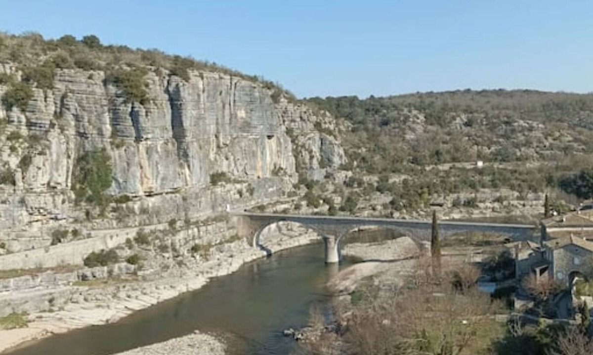 Balazuc Villa | Villa La Falaise 8 Pers 4 ch. Balazuc sud Ardeche