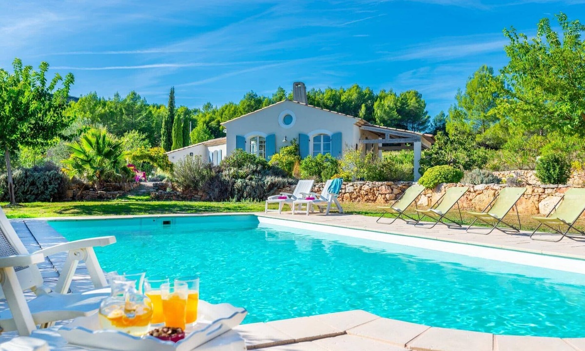 Le Cannet-des-Maures Villa | Villa La Pastorale by Villa Plus