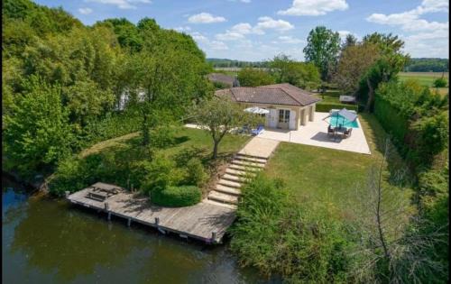 Le Temple-sur-Lot House | Villa la Rive, River Villa