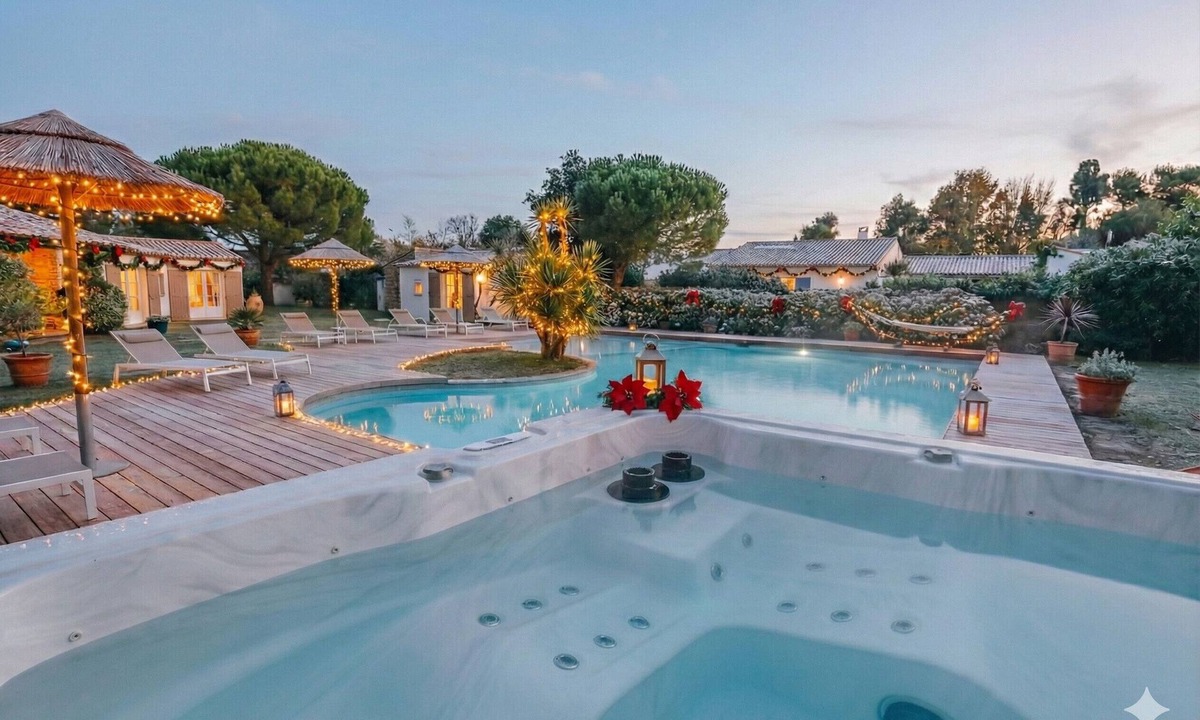 Les Portes-en-Re Villa | Villa Lady - Pool & Jacuzzi