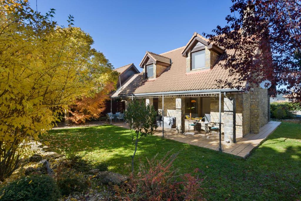 Jaca Villa | Villa Lana chalet Baros, Jaca