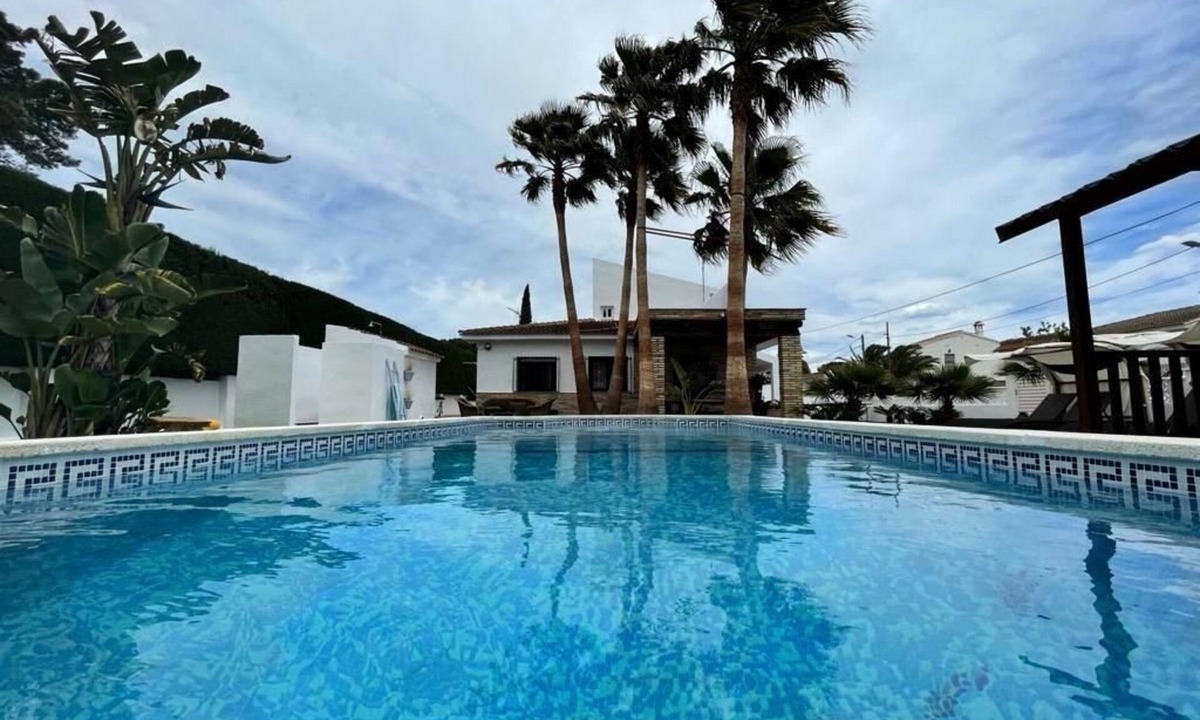 Les Tres Cales Villa | VILLA LAS PALMERAS Beautiful house with private pool
