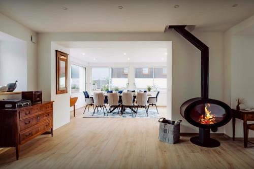 Menthon-Saint-Bernard Villa | Villa Le Cep - OVO Network