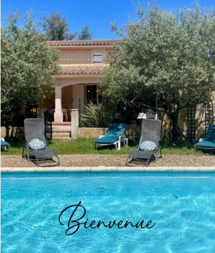Saint-Julien-de-Peyrolas House | villa " Les Oliviers"