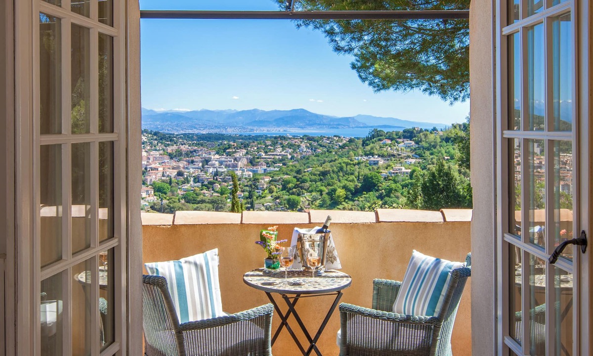 California - Pezou Bed & Breakfast | Villa Le Port d'Attache