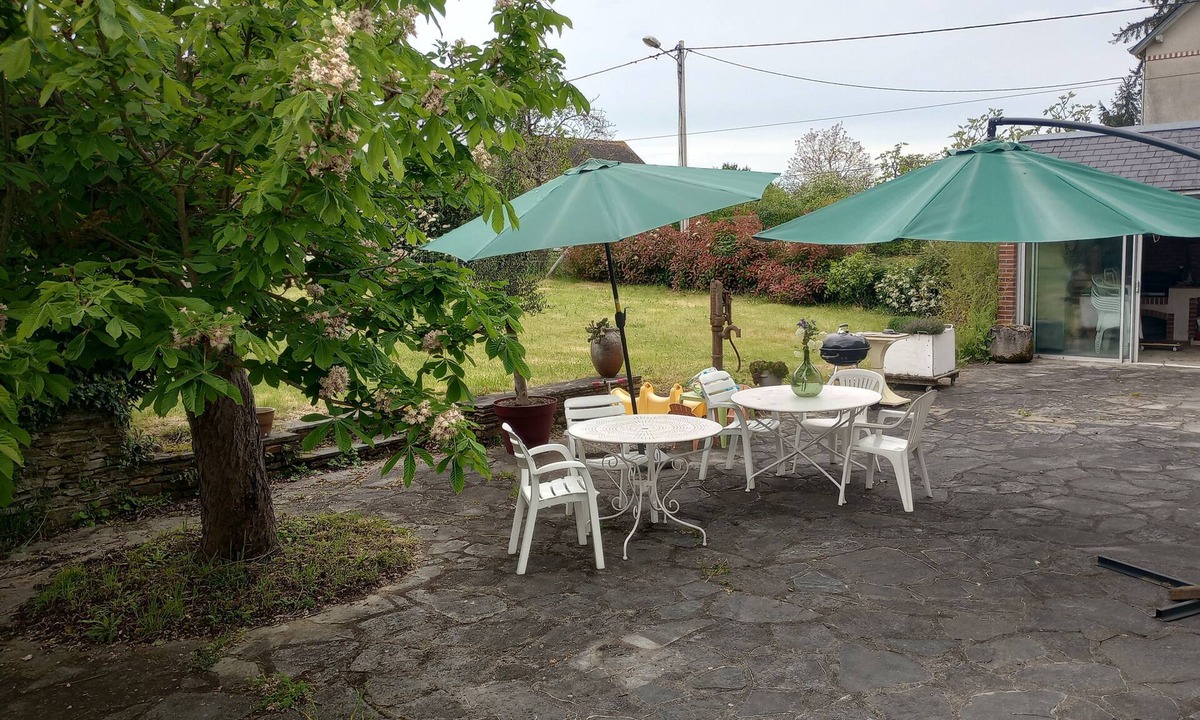 Baraize House | Villa le Roche du Ris - 10-12 personnes