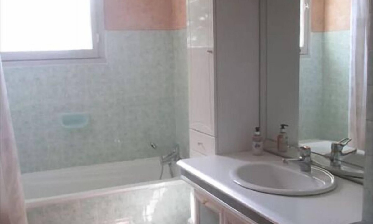 Charnay-les-Macon Villa | Villa LePerthuis