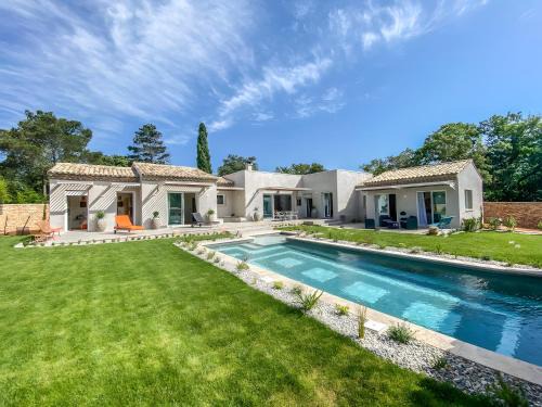 Saint-Siffret Villa | Villa Les 4 Fontaines