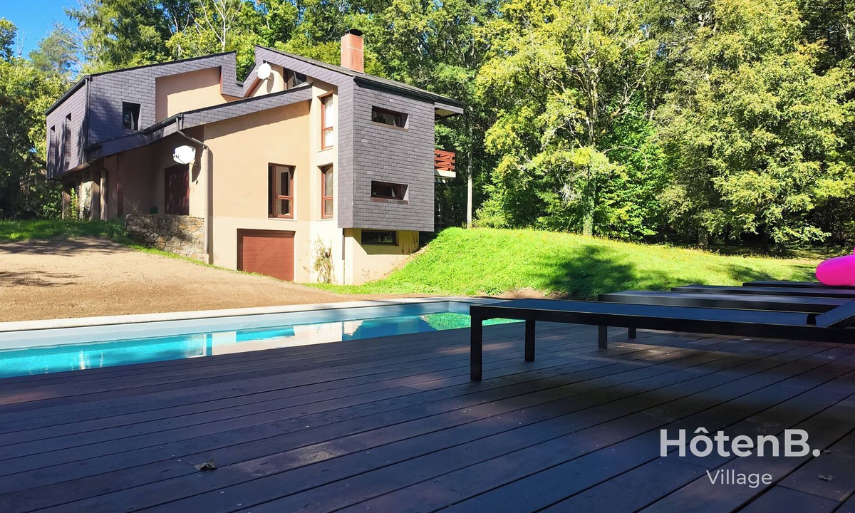 Feytiat House | Villa Les Chabannes – Pool, Billiards & Leisure
