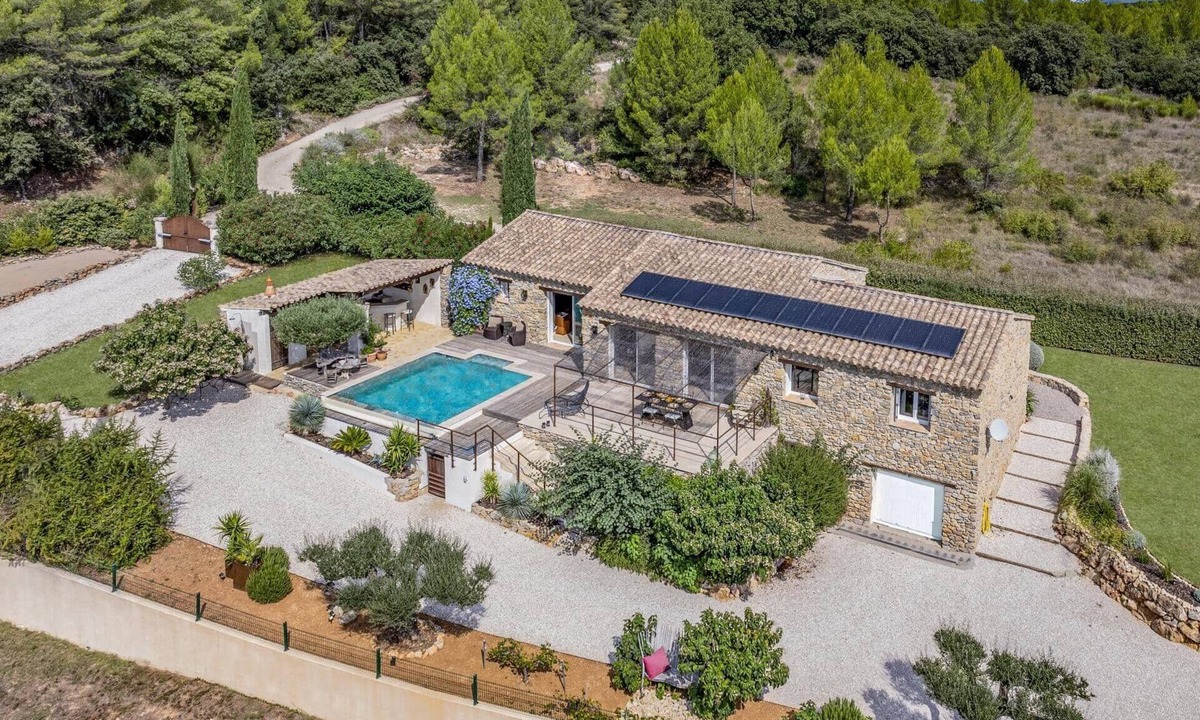 Le Cannet-des-Maures Villa | Villa Les Bories by Villa Plus