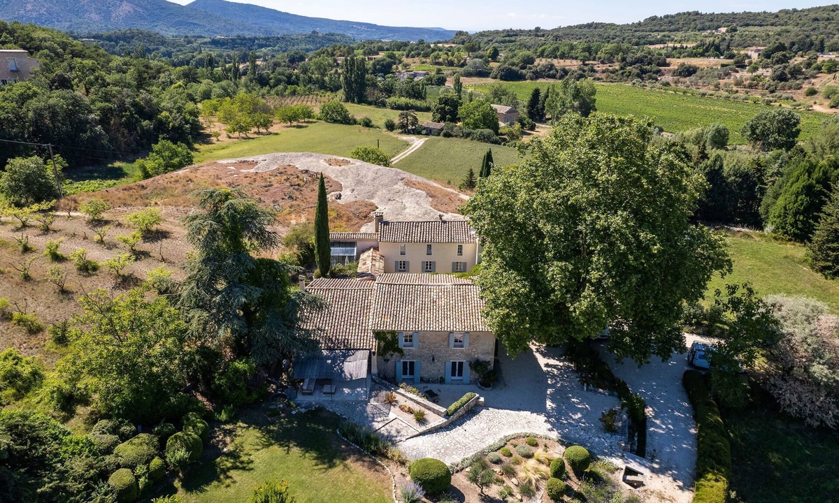 Malaucene House | Villa Les Saffres in Malaucene