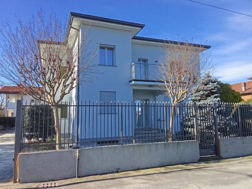 Lentate sul Seveso Apartment | Villa Libertà interno 4