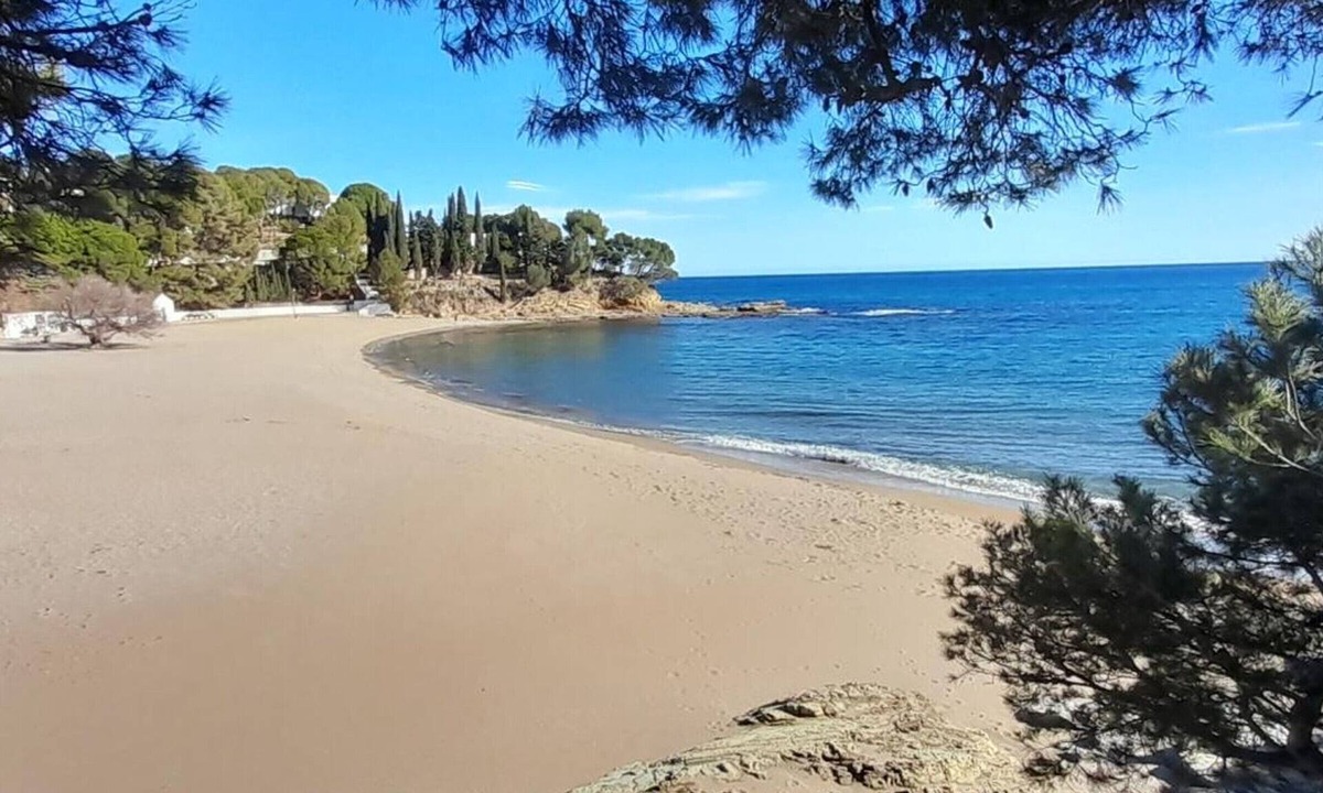 Llanca Villa | Villa Llançà, 5 bedrooms, 12 persons