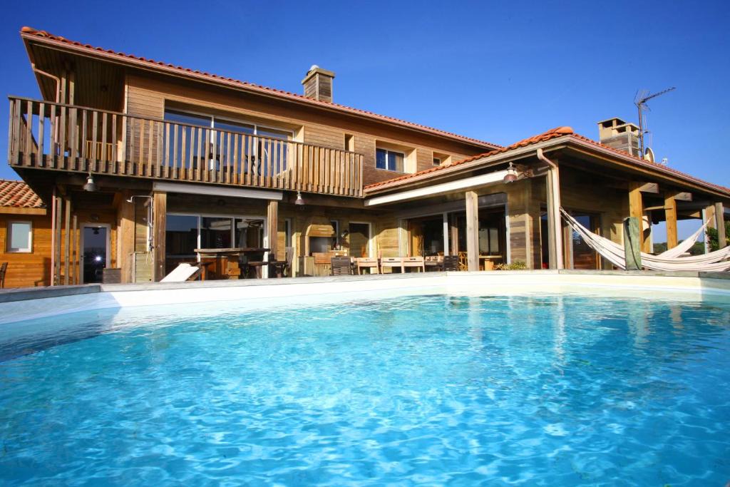 Les Estagnots Villa | Villa Lodge Natureo