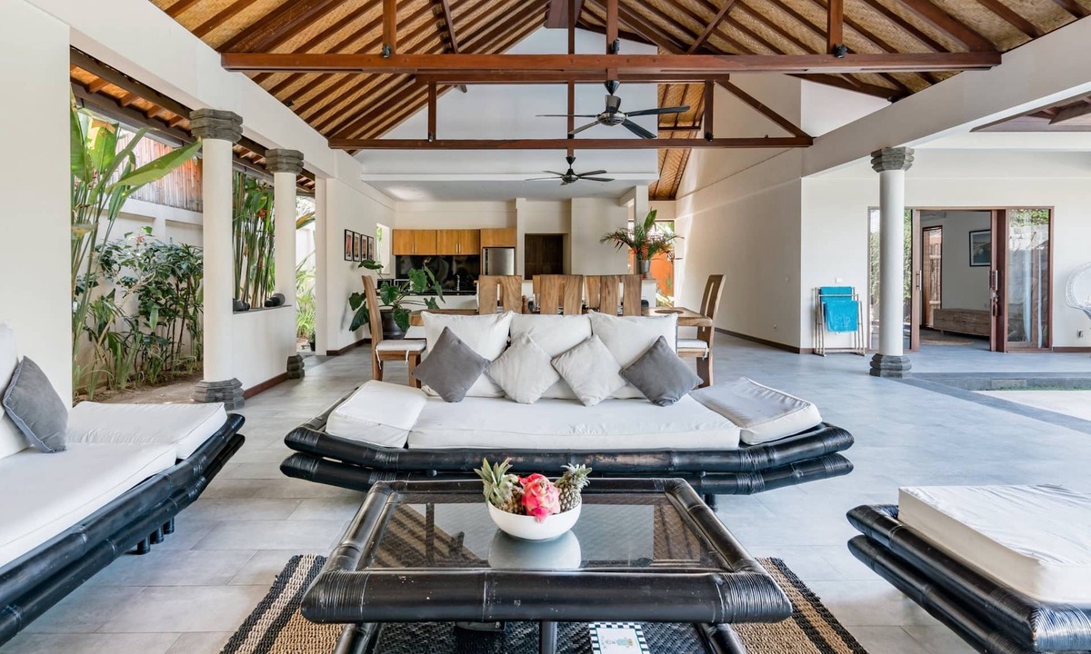 Jungut Batu Villa | Villa Lotus