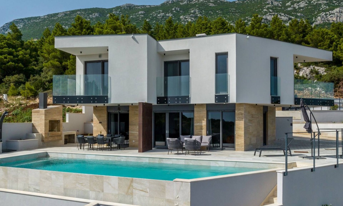 Orebic Villa | Villa Luce by Villas Guide