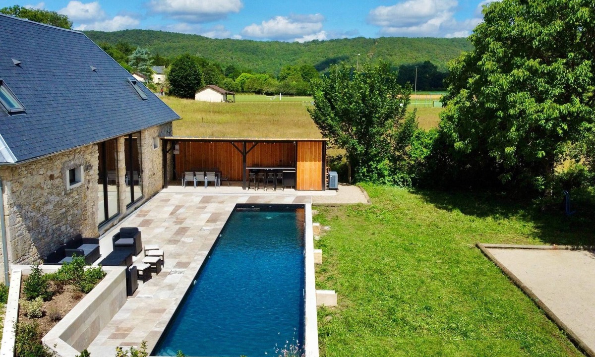 Coly House | Villa Luceo Perigord - Dordogne 8pers Piscine Clim by Interhome