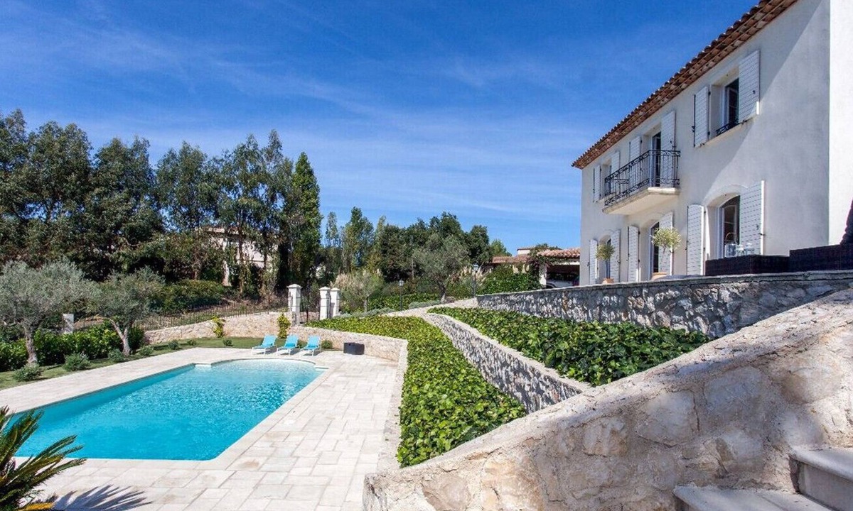 Pegomas Villa | Villa Lunaire