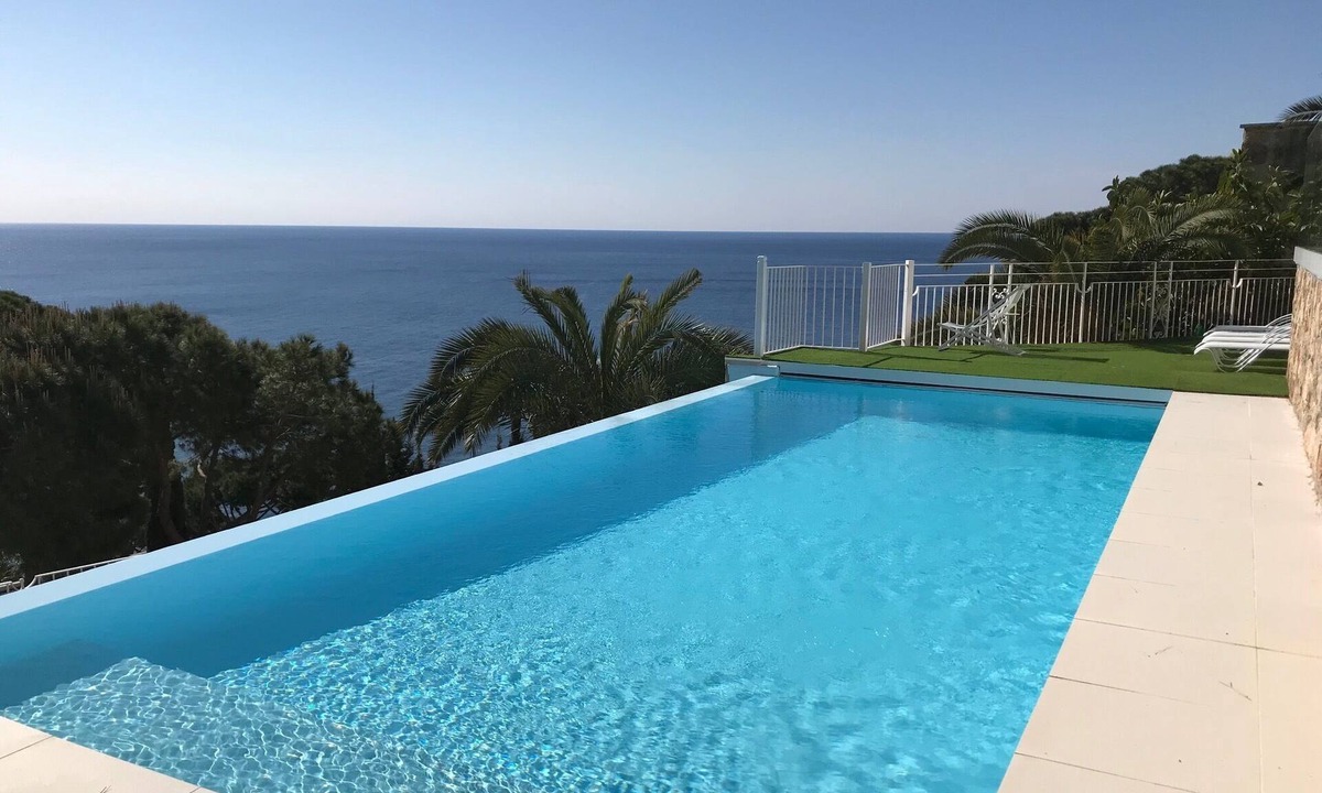 Canyet de Mar Villa | VILLA LUXE * 4 people GARDEN FLOOR