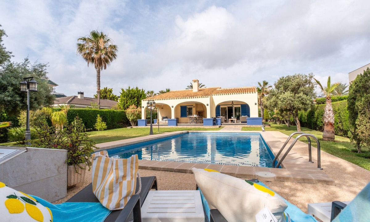 Cabo Roig Villa | Villa 'Luxury Next Beach Cabo Roig' with Private Pool, Wi-Fi and Air Conditioning