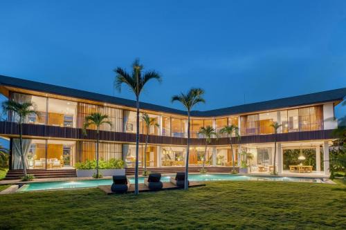 Tumbak Bayuh Villa | Villa M2 Bespoke 5BR Luxury Retreat in Canggu