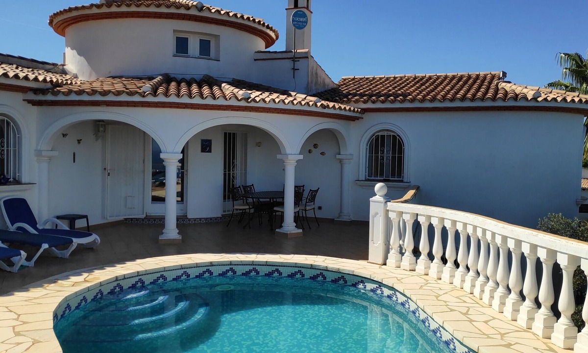 Monte Pego Villa | Villa 'Ma-Nita' with Sea View, Wi-Fi, and Air Conditioning