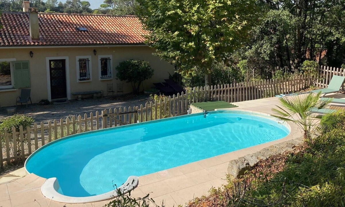 Entrecasteaux Villa | Villa Magrado