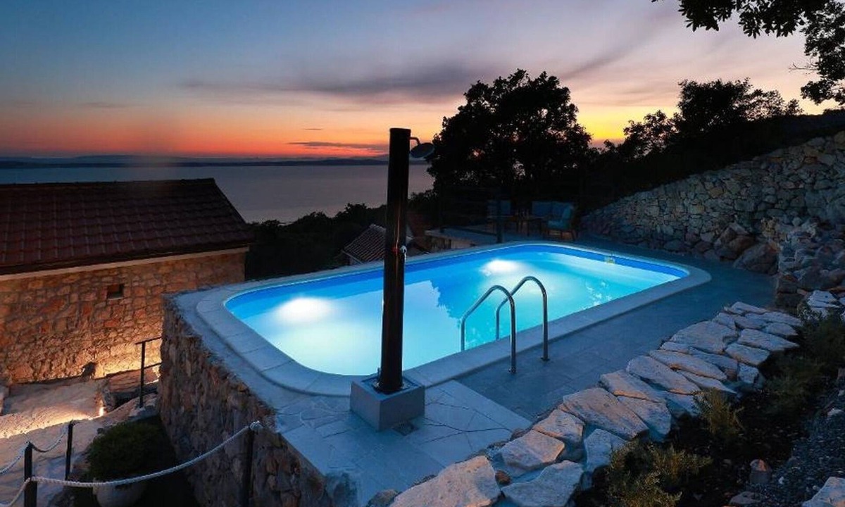 Prizna Villa | Villa Majnaric Senj Prizna by Villas Guide