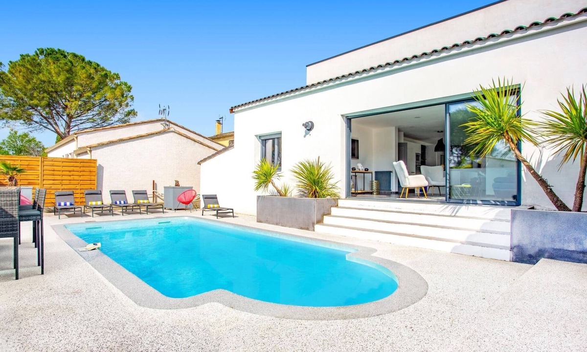 Le Cailar Villa | Villa Manade by Villa Plus