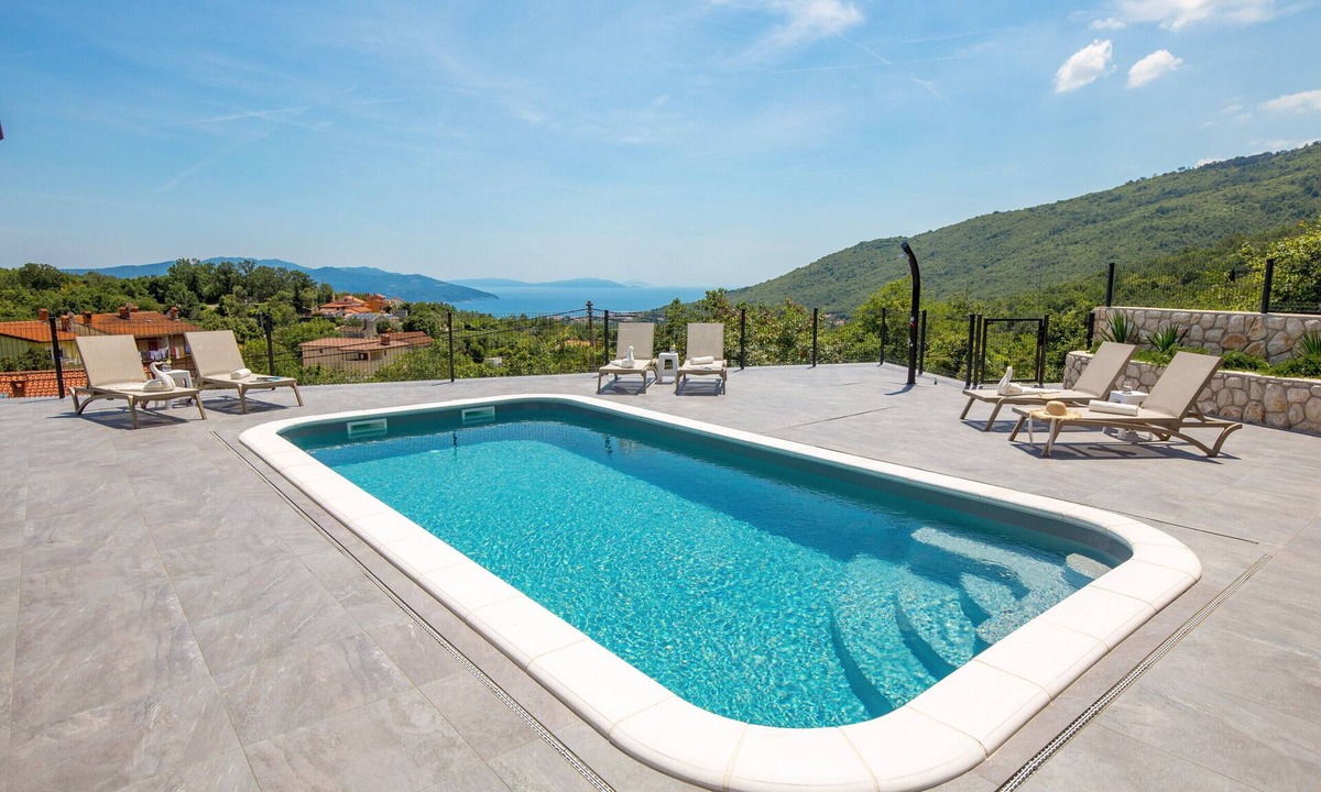 Golovik Villa | Villa Mantis for 6 people with sea view and private pool