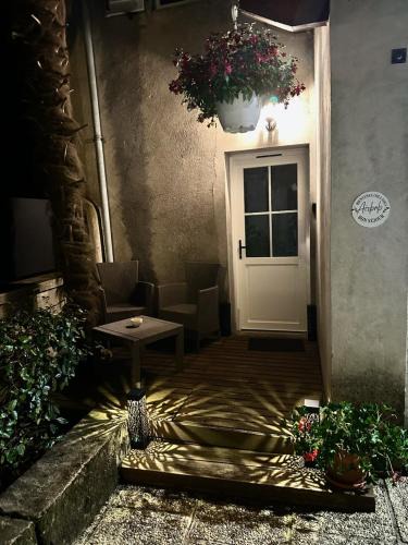 Castelnau-Riviere-Basse Apartment | Villa Marguerite