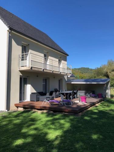 Jassat Villa | Villa MARIA