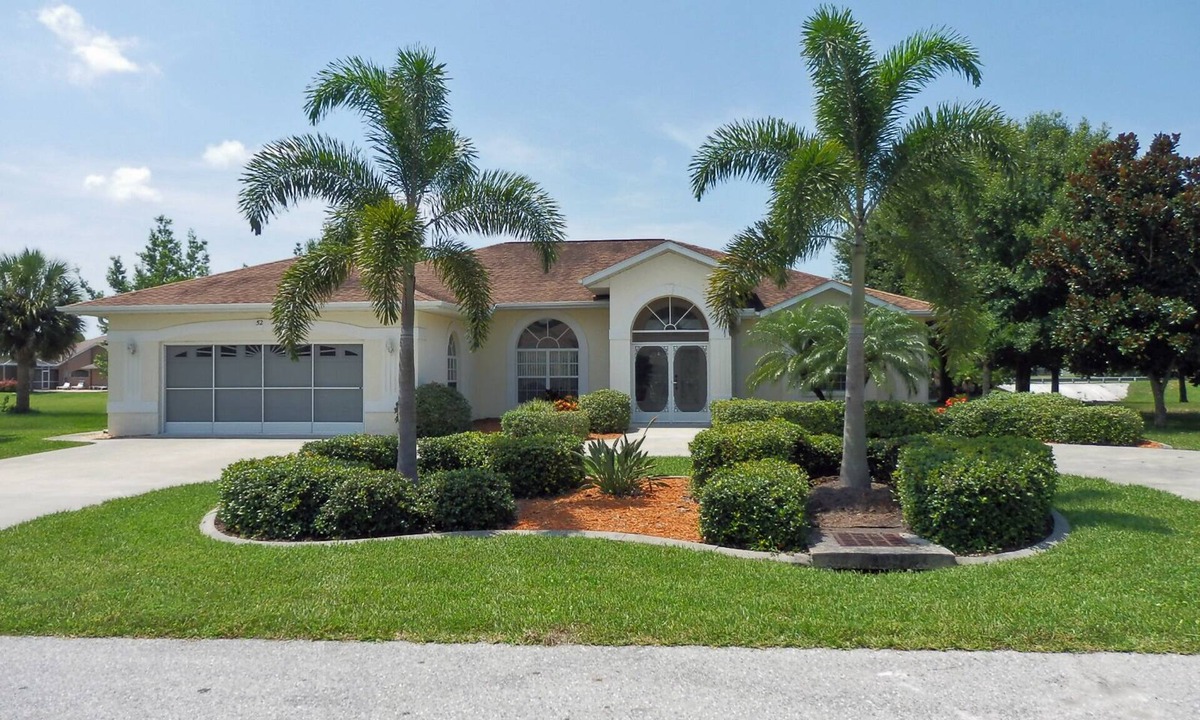 White Marsh Villa | VILLA MARIA - WATERFRONT, SPECTACULAR 3BDRM, 3.5 BATHS, 2 MASTER SUITES AND MORE