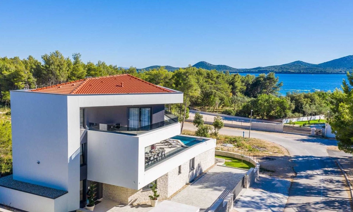 Biograd na Moru Villa | Villa Marianne Biograd by Istriaselect Villas