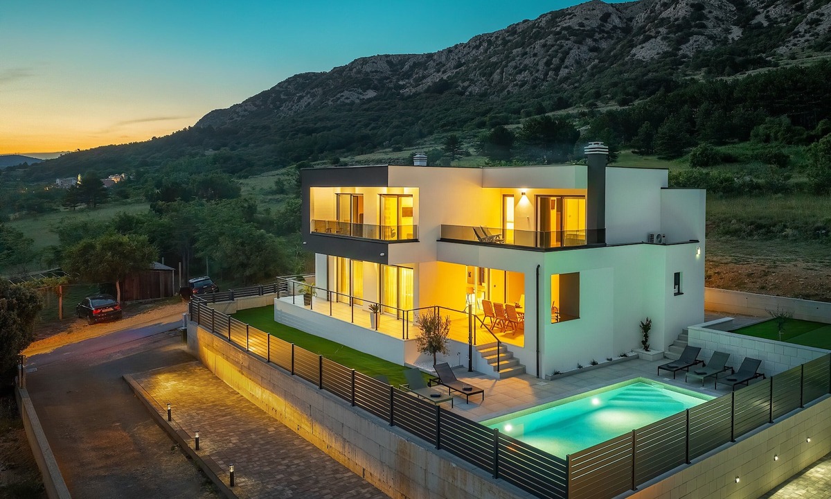 Draga Bascanska Villa | Villa Marina with a Pool