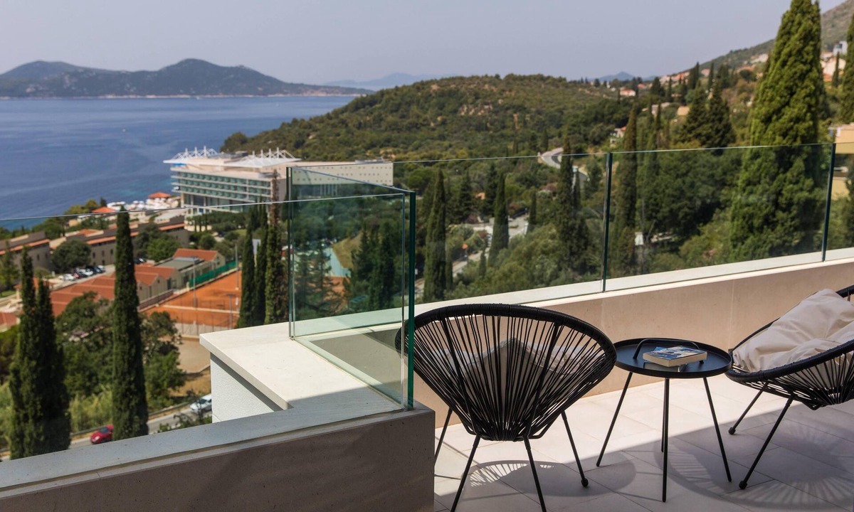 Orasac Villa | Villa Maris contemporary villa with a private pool, and stunning views
