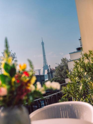 Champs-Elysees Hotel | Villa Marquis member of Meliá Collection Tour Eiffel