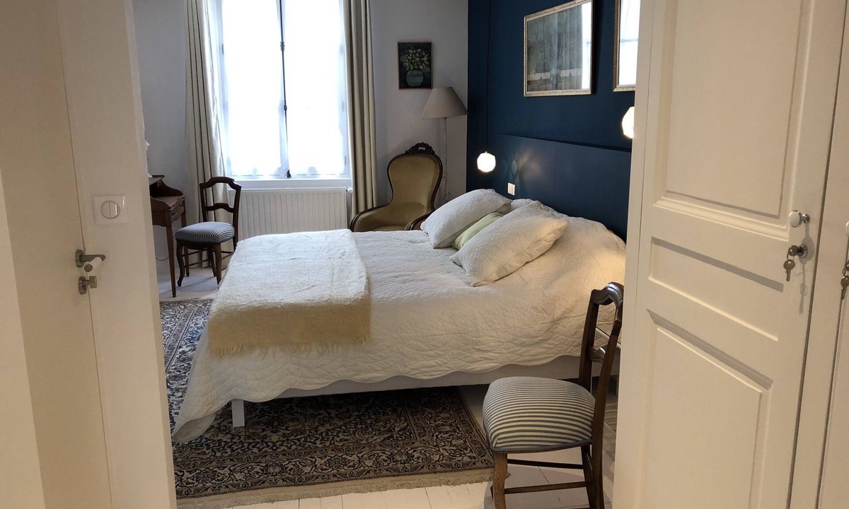Amboise House | Villa Mary