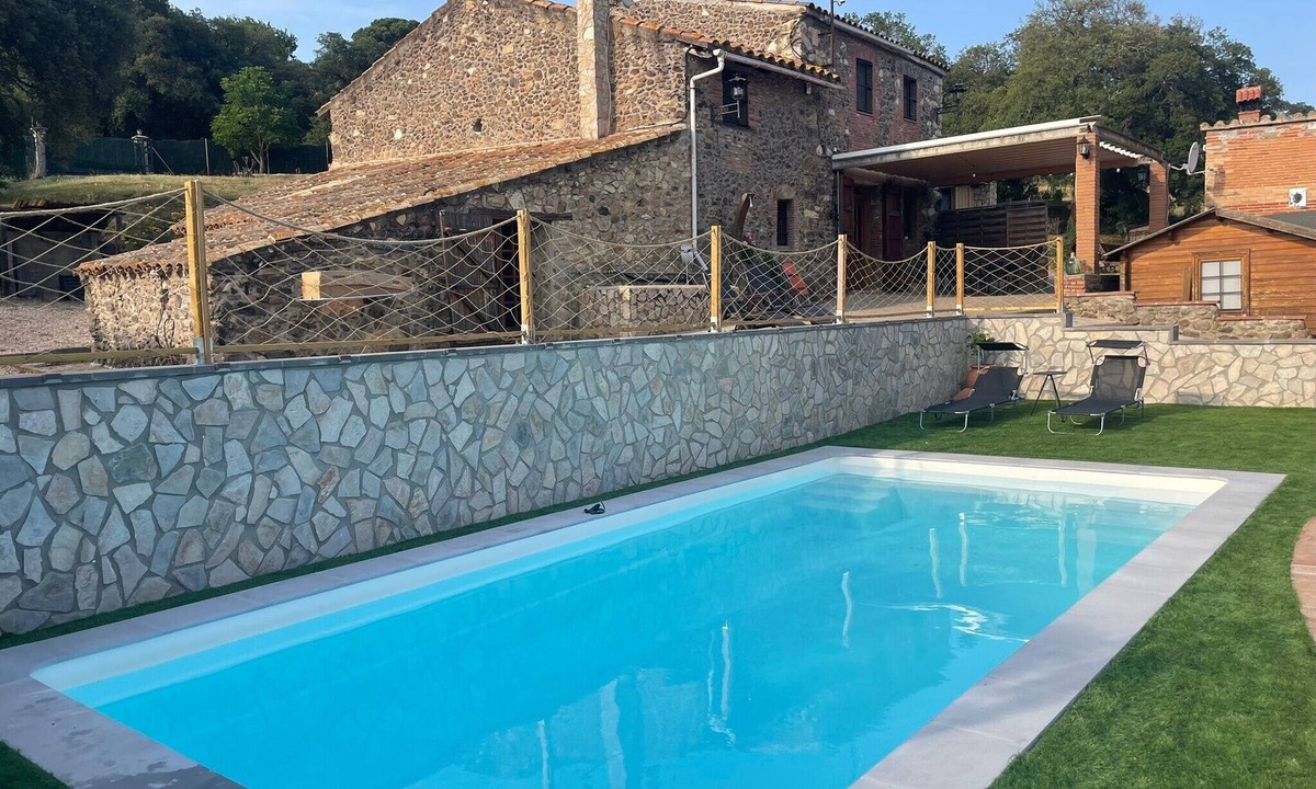 Macanet de la Selva Villa | Villa 'Masia Can Vilar' with Mountain Views, Private Pool and Wi-Fi