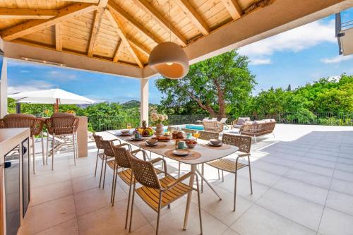 Gornji Brgat Villa | Villa Mavis - 10 minutes to Dubrovnik