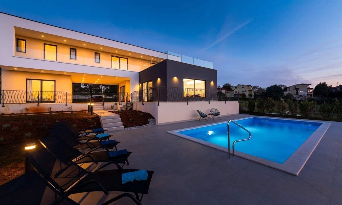Mugeba House | Villa Maya close to Porec and the sea