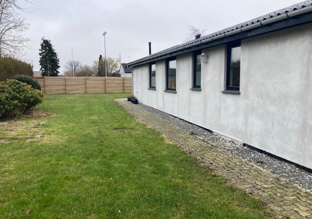 Viby House | Villa med private værelser delt badeværelse/køkken, viby sj.