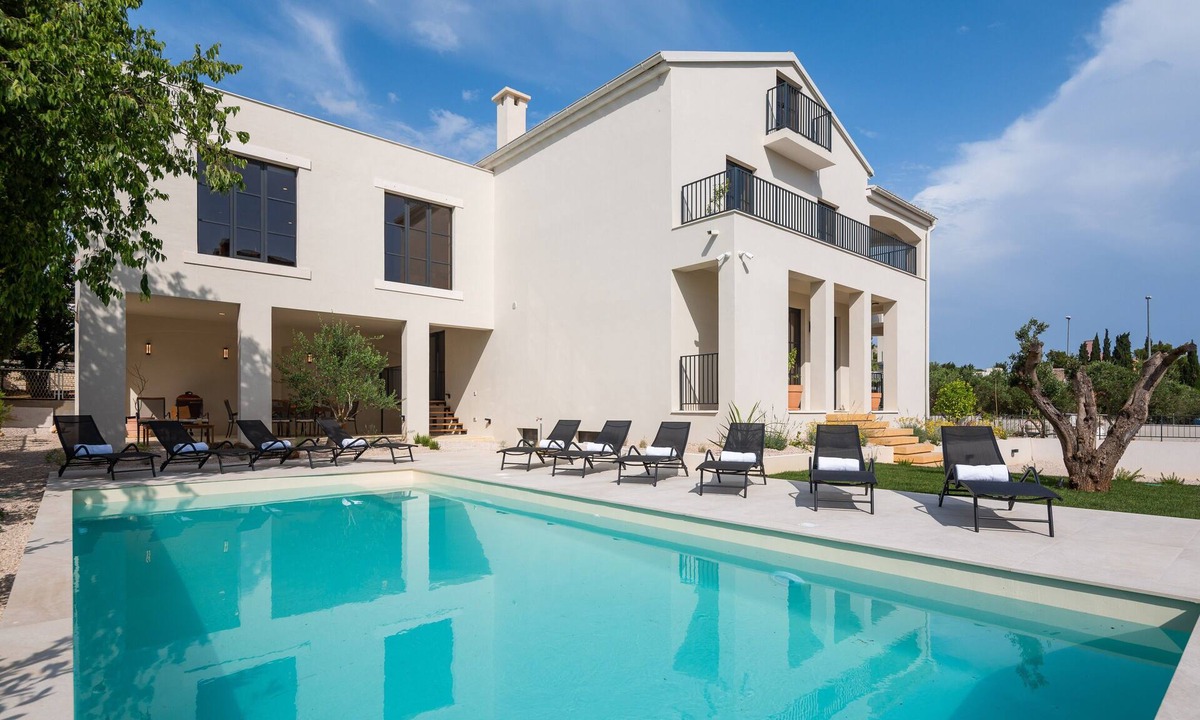 Biograd na Moru Villa | Villa Medici - Five Bedroom Villa with Swimming Pool