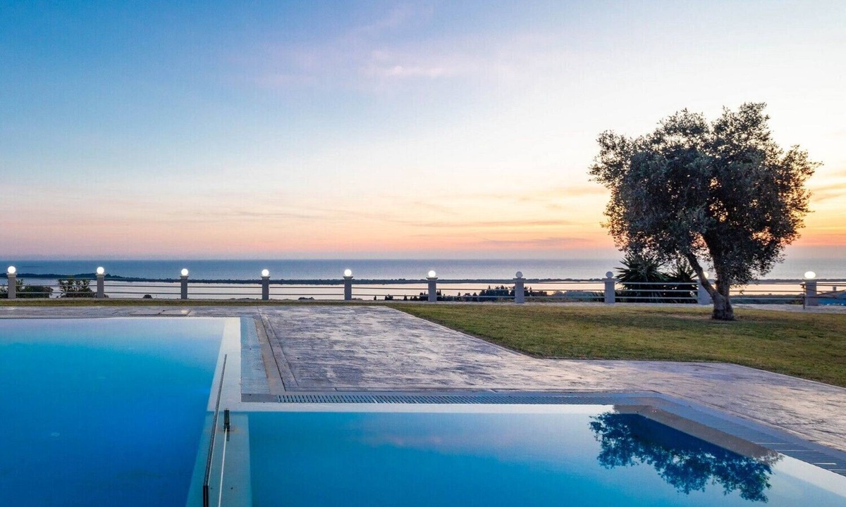 Dafnata Villa | Villa Mediterranean View